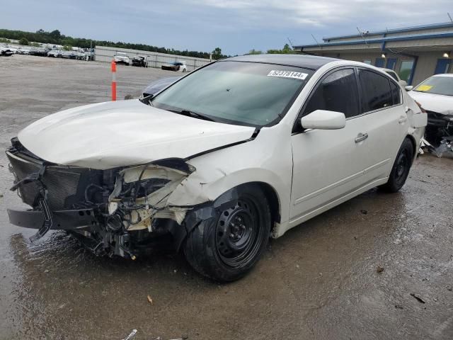 2010 Nissan Altima Base