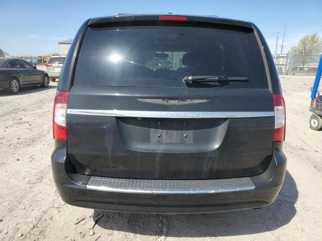 2012 Chrysler Town & Country Touring