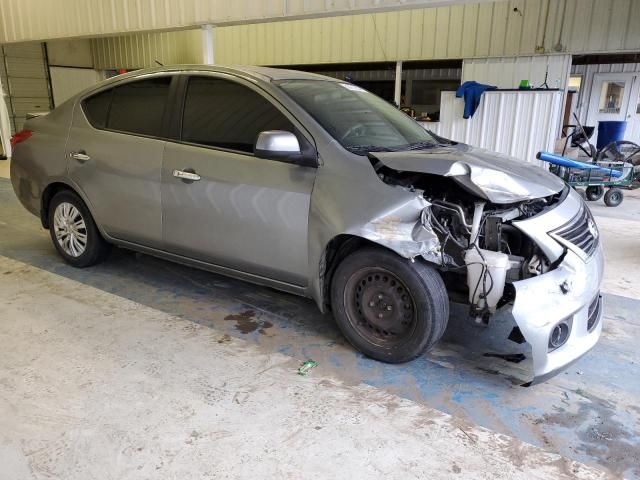 2013 Nissan Versa S