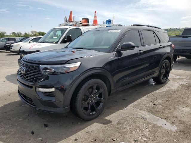 2023 Ford Explorer ST-Line