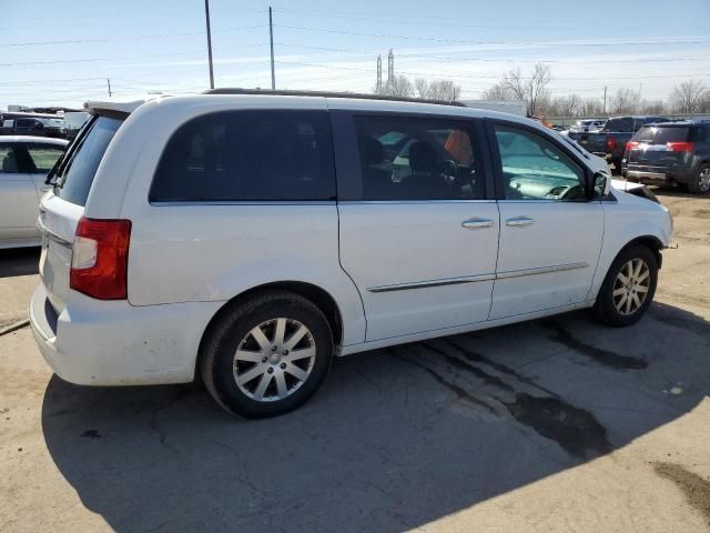 2015 Chrysler Town & Country Touring