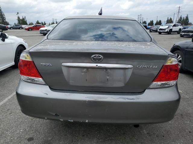 2005 Toyota Camry LE