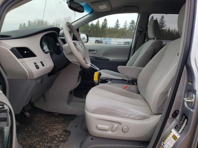 2011 Toyota Sienna LE