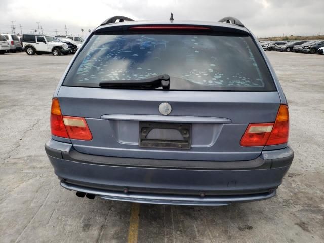 2004 BMW 325 IT