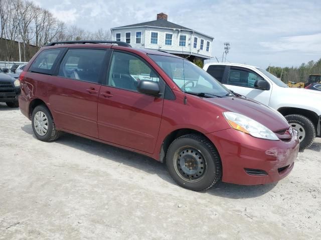 2010 Toyota Sienna CE