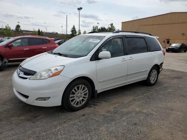 2007 Toyota Sienna XLE