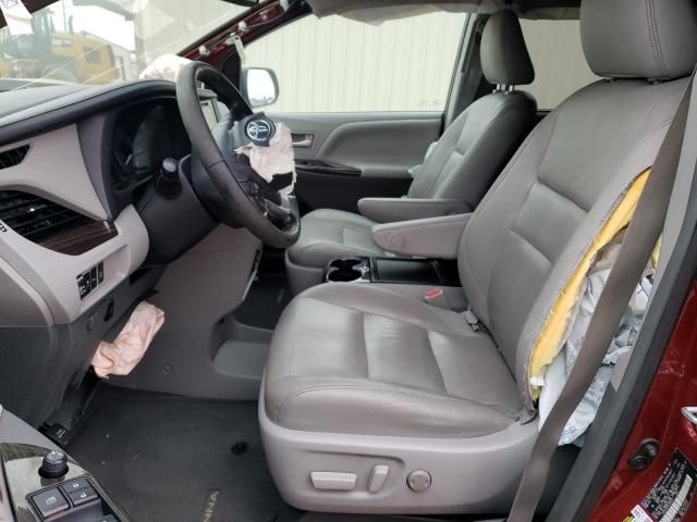 2015 Toyota Sienna XLE