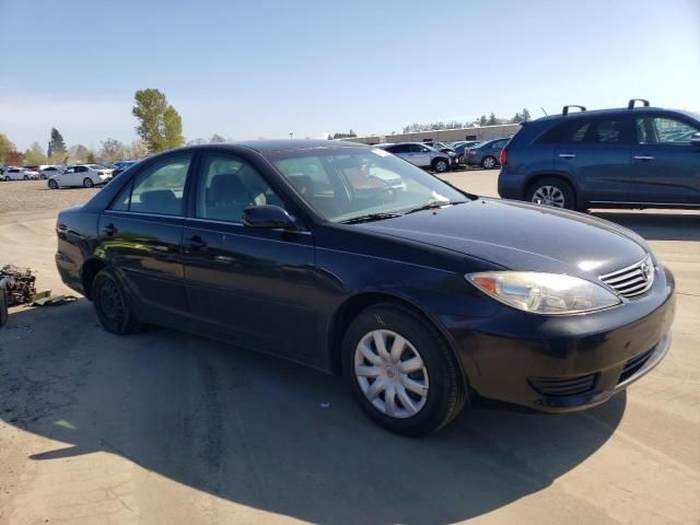 2005 Toyota Camry LE