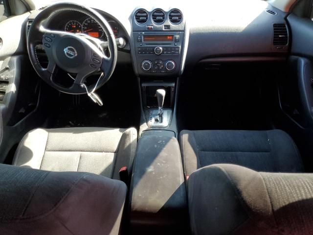 2010 Nissan Altima Base