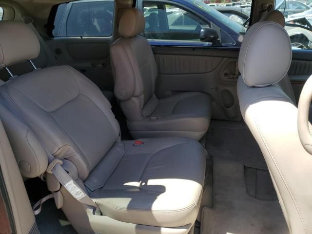 2007 Toyota Sienna XLE