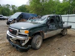 Salvage Trucks for parts for sale at auction: 2004 GMC New Sierra K2500