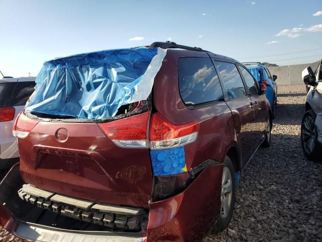 2011 Toyota Sienna LE