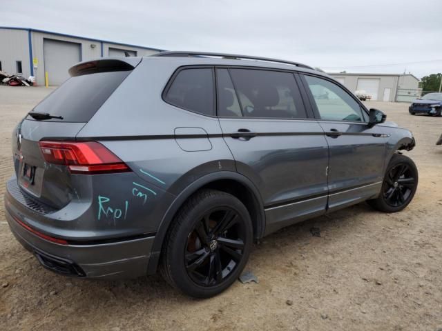 2023 Volkswagen Tiguan SE R-LINE Black