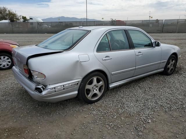 2001 Mercedes-Benz E 320