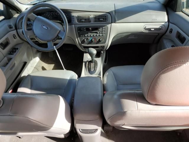 2005 Ford Taurus SE