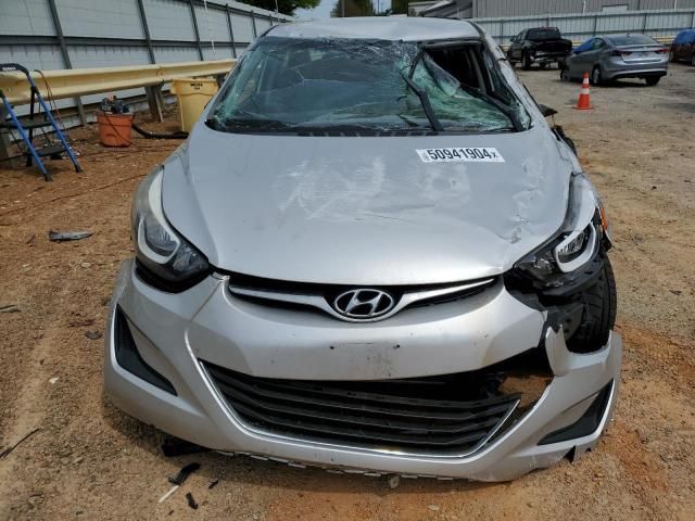 2016 Hyundai Elantra SE