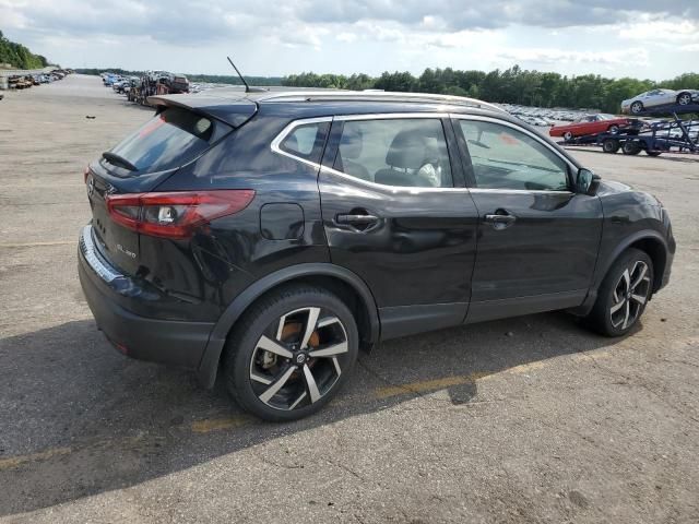 2022 Nissan Rogue Sport SL