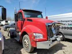 Salvage trucks for sale at Elgin, IL auction: 2022 Kenworth Construction T880