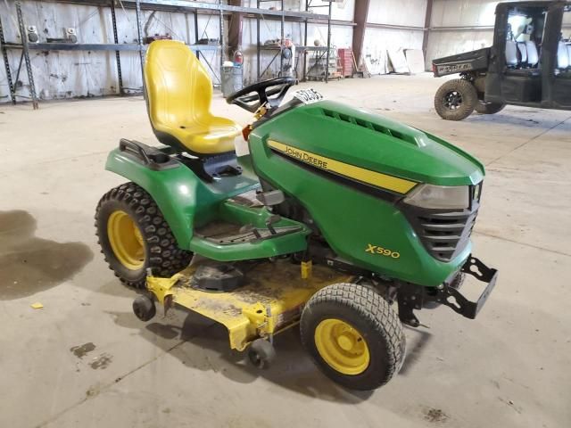 2018 John Deere Lawnmower