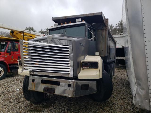 1999 Kenworth Construction T800