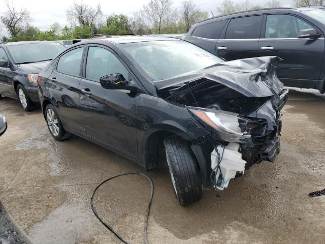 2013 Hyundai Accent GLS