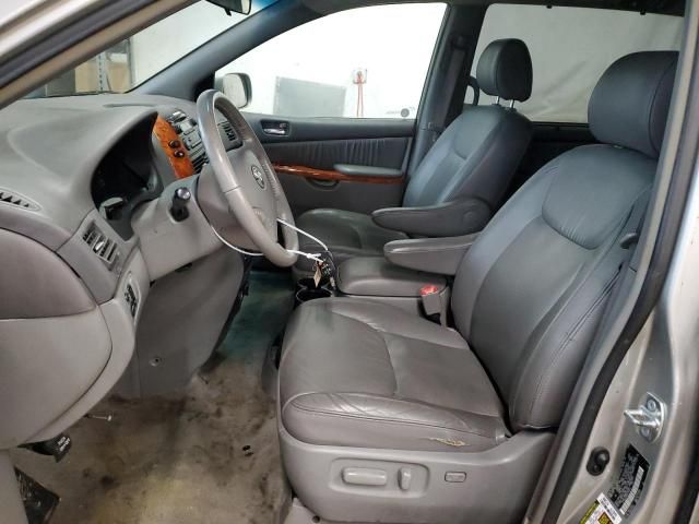 2008 Toyota Sienna XLE