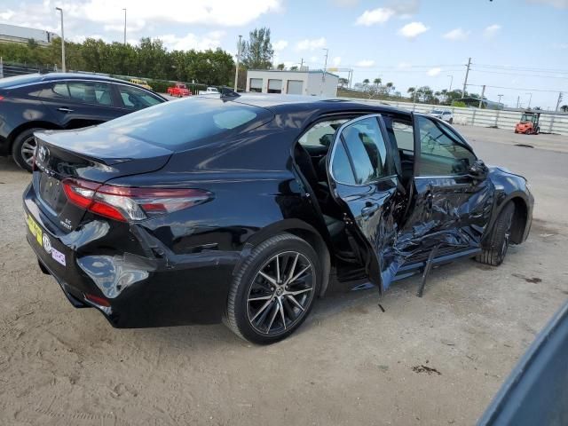 2021 Toyota Camry SE