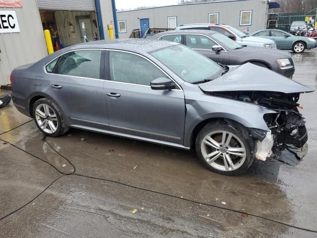 2013 Volkswagen Passat SEL