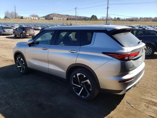 2022 Mitsubishi Outlander SE