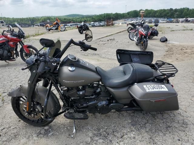 2018 Harley-Davidson Flhrxs