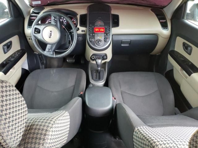 2010 KIA Soul +