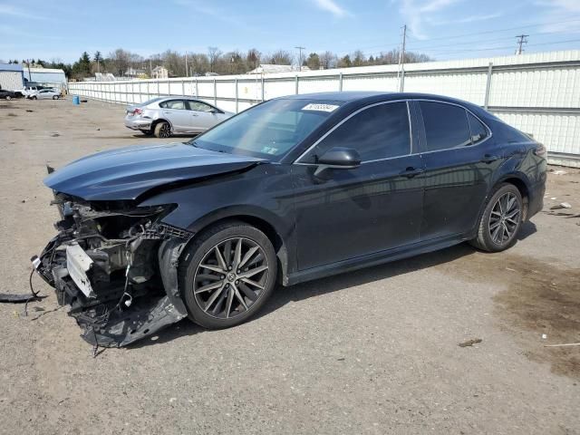 2021 Toyota Camry SE