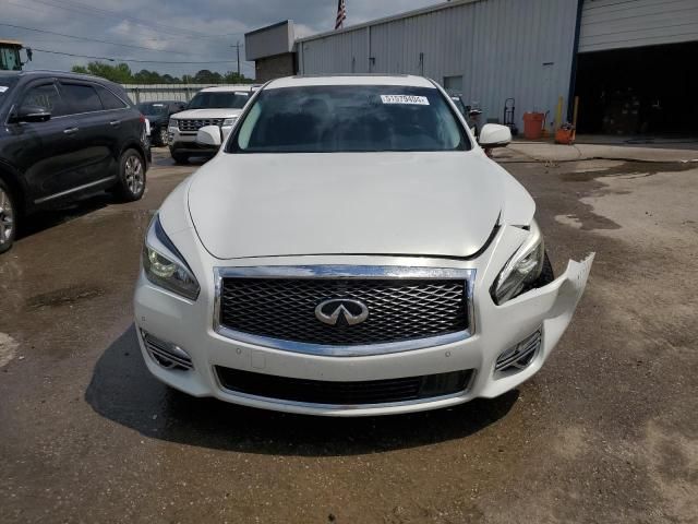 2015 Infiniti Q70 3.7