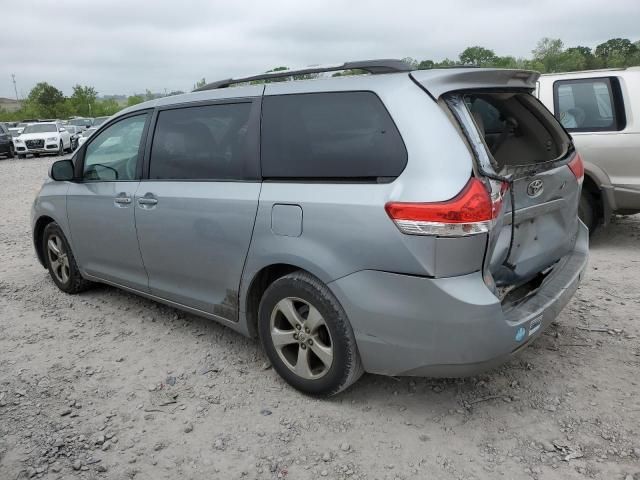 2011 Toyota Sienna LE