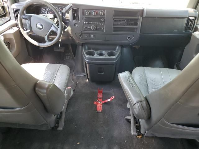 2010 Chevrolet Express G2500 LT