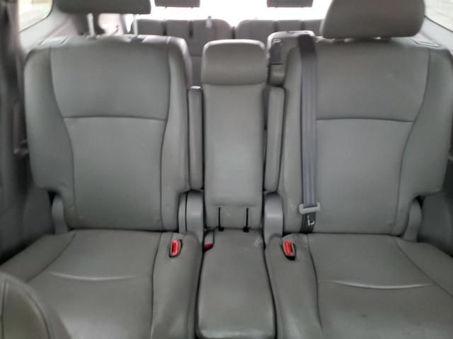 2012 Toyota Highlander Base