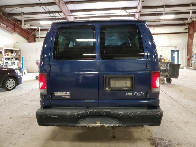 2012 Ford Econoline E350 Super Duty Wagon