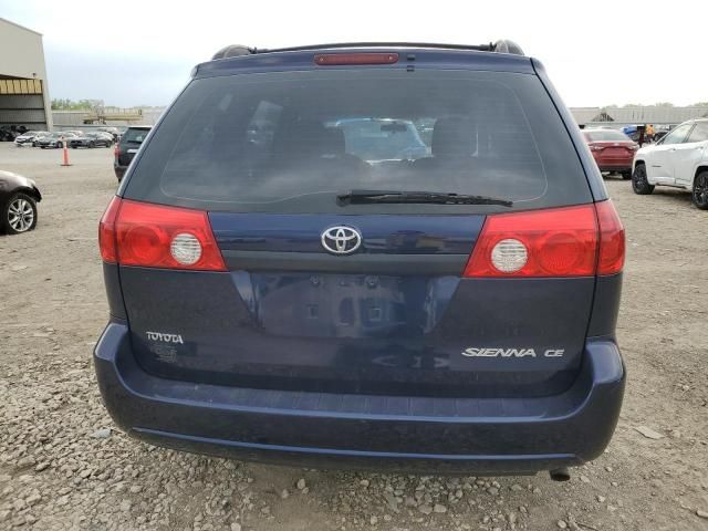 2006 Toyota Sienna CE