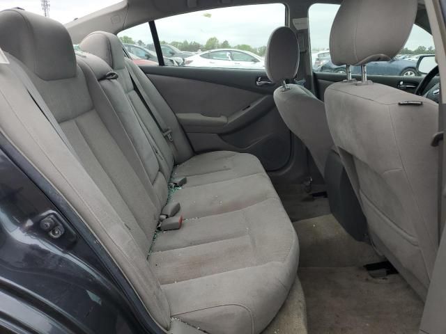 2010 Nissan Altima Base