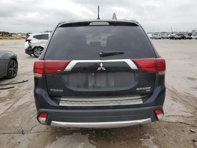 2016 Mitsubishi Outlander SE