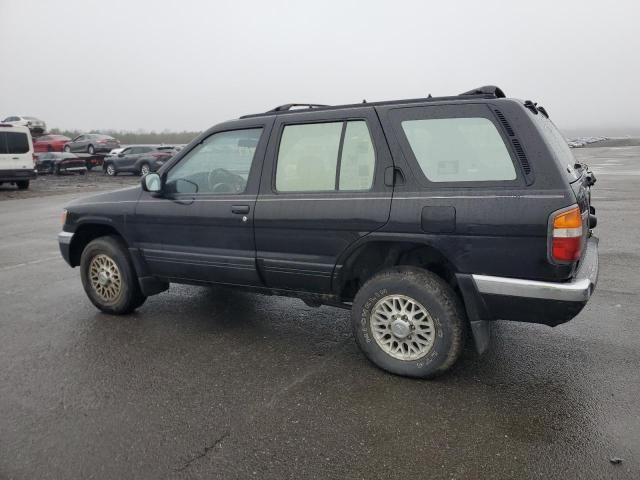 1997 Nissan Pathfinder LE