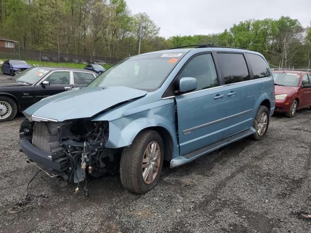 2010 Chrysler Town & Country Touring