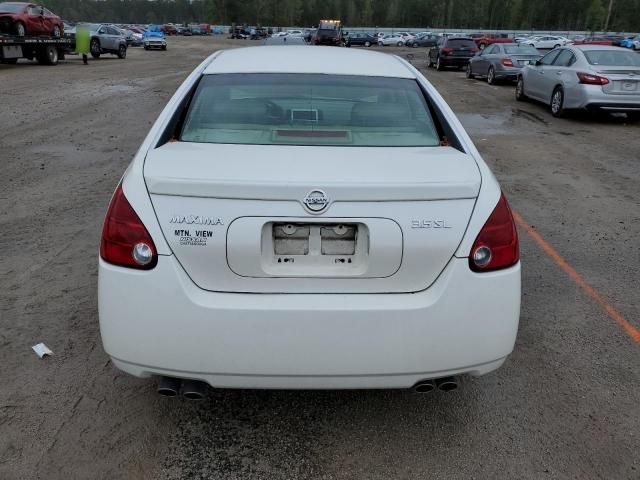 2005 Nissan Maxima SE