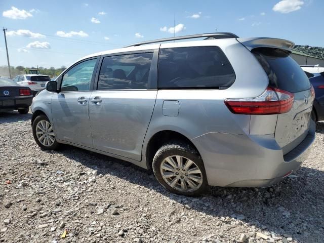 2017 Toyota Sienna LE