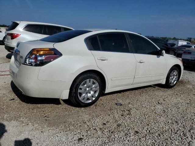 2011 Nissan Altima Base