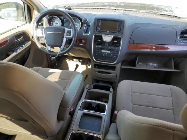 2012 Chrysler Town & Country Touring