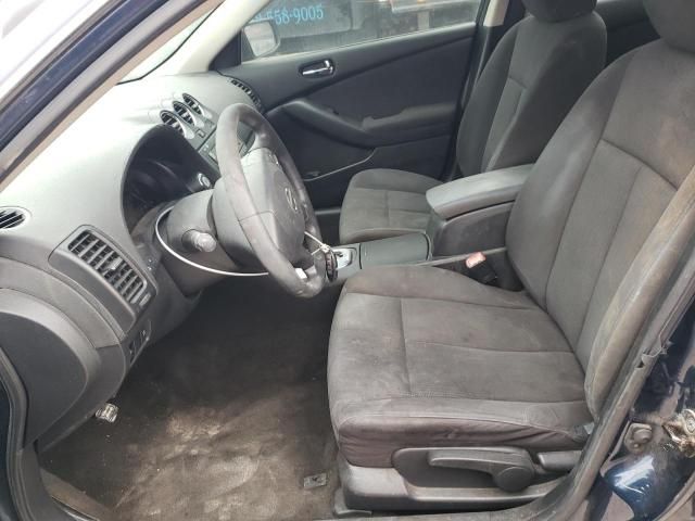 2010 Nissan Altima Base