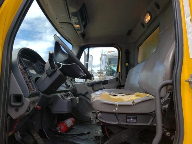 2014 Freightliner M2 106 Medium Duty