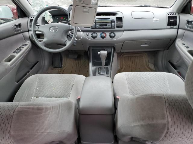 2004 Toyota Camry LE