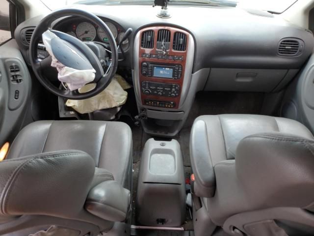 2005 Chrysler Town & Country Limited